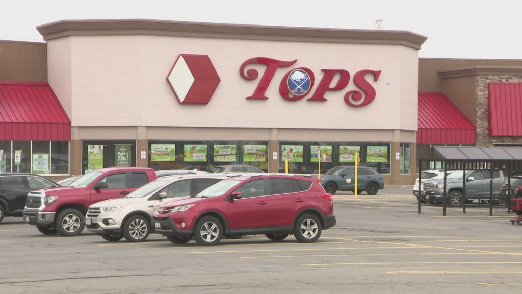 A lively gathering at MLK Jr. Park for the Juneteenth festival events