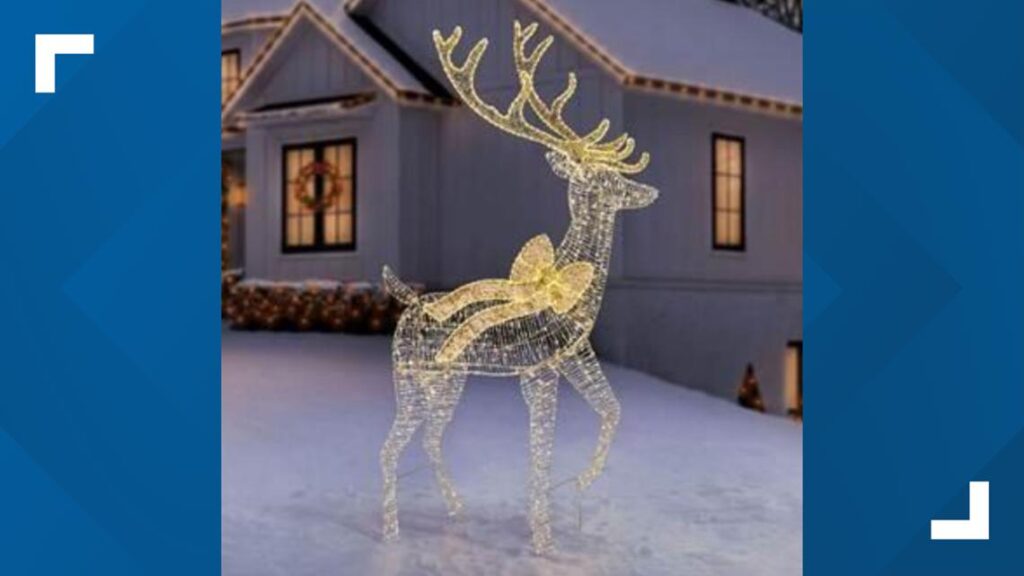 Members Mark 7’ Pre-Lit Twinkling Buck outdoor Christmas decoration